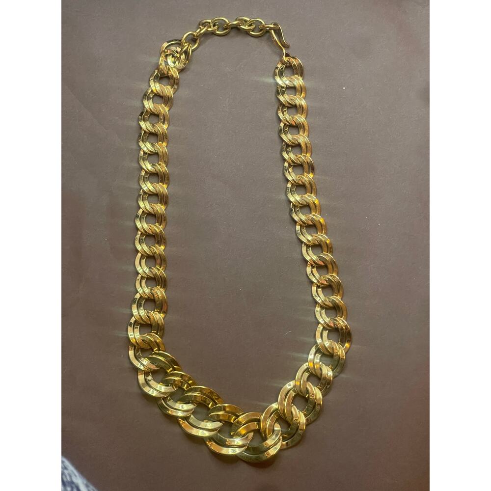 Monet Gold Tone Chunky Curb Link Chain Necklace Statement Vintage 17”